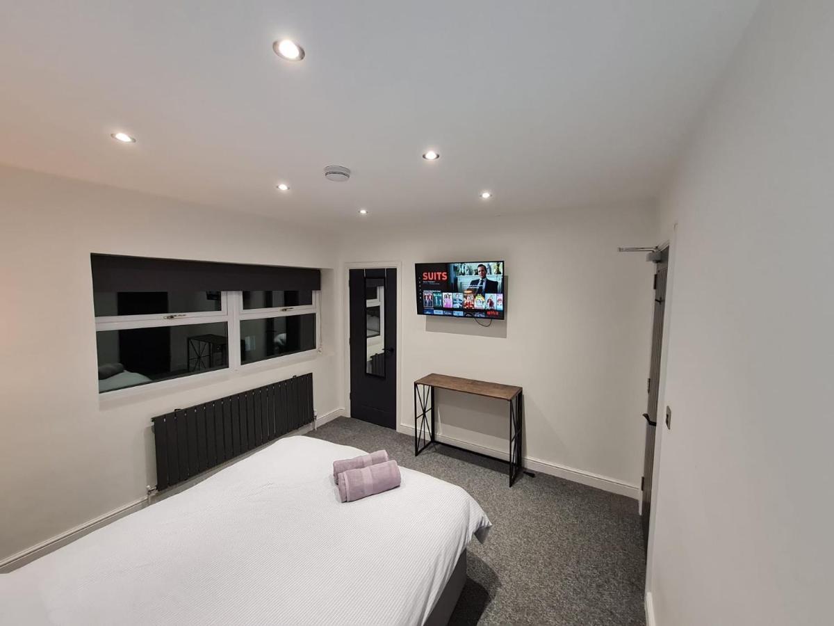 The Clifton - Sea View - By Tifa Stays Holiday home *